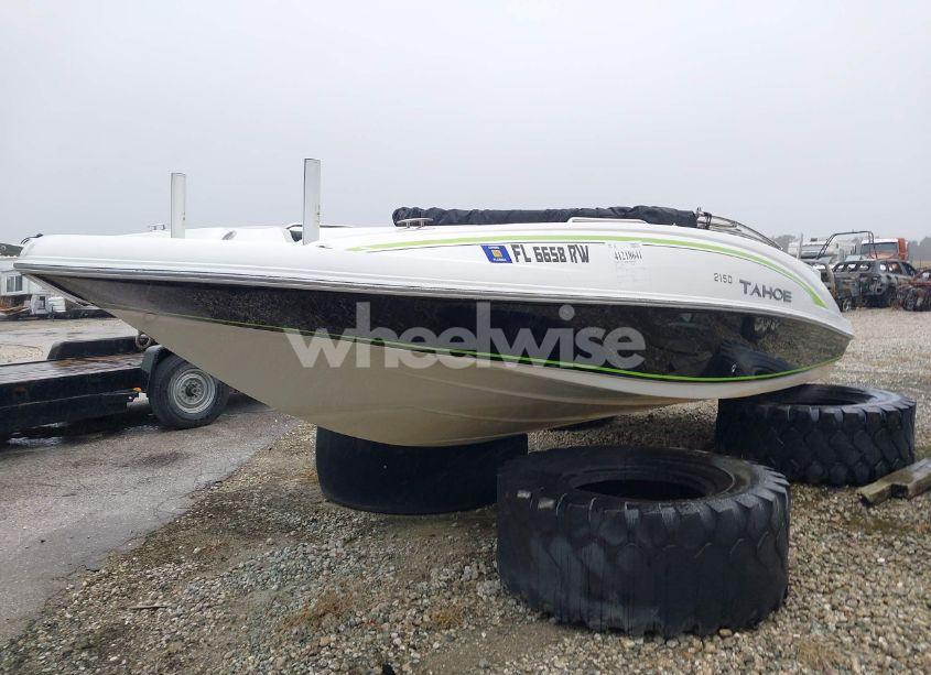 Photo 2 of 2019 Tahoe Other N/A (VIN BUJ95244E819)