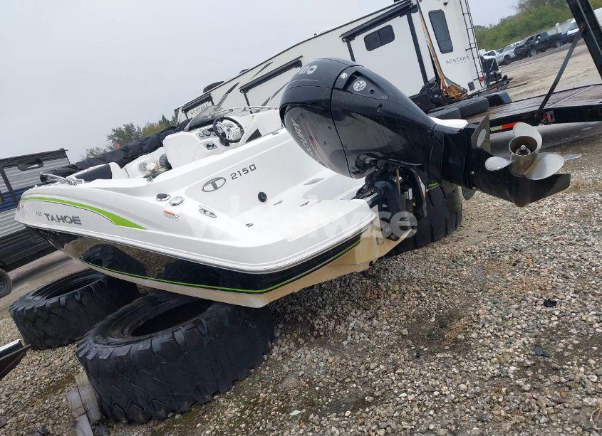 Photo 3 of 2019 Tahoe Other N/A (VIN BUJ95244E819)