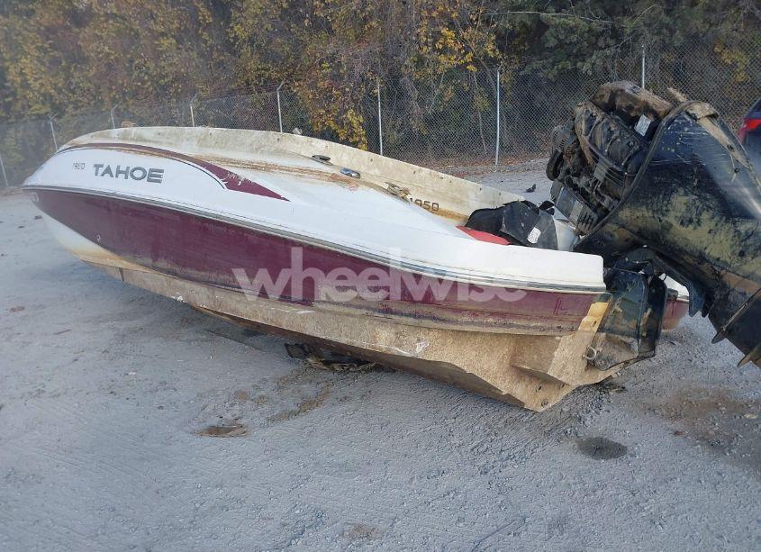 Photo 3 of 2019 Tahoe 1950f N/A (VIN BUJ95384F819)