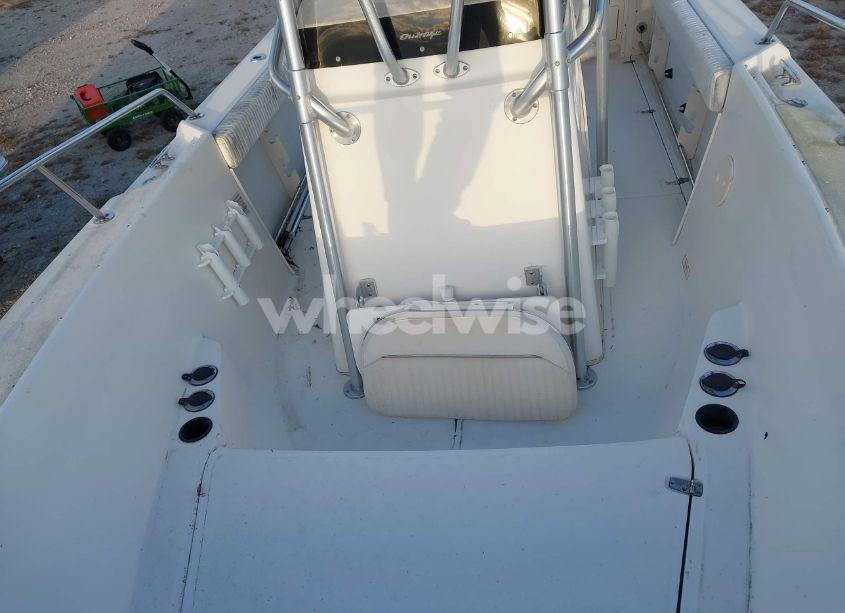 Photo 5 of 1998 Boston Whaler OTHER (VIN BWCAK078A898)