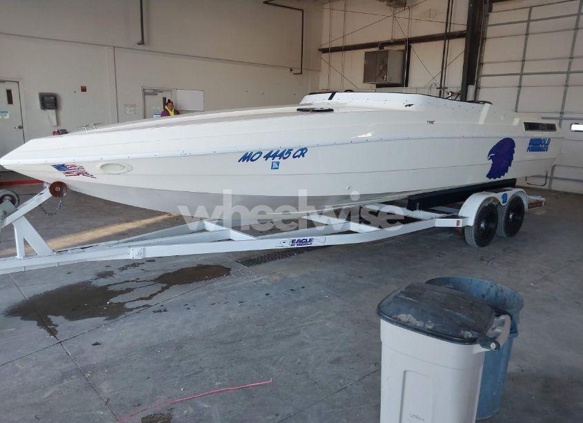 Photo 4 of 1990 Eagle 265 RUNABOUT BOAT AND TRAILER (VIN BXJ08373C090)