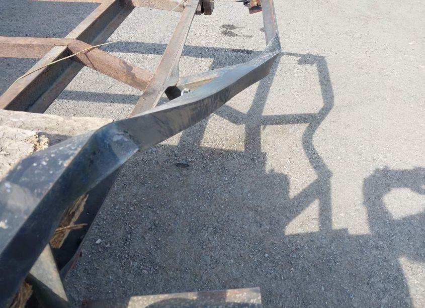 Photo 15 of 2000 Utility Trailer (VIN CA1104352)