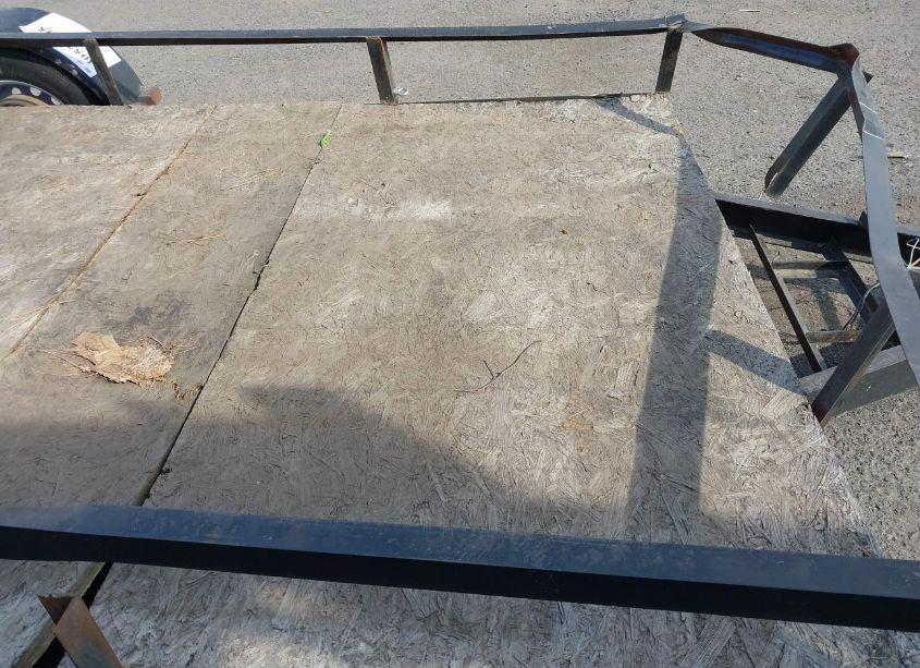 Photo 5 of 2000 Utility Trailer (VIN CA1104352)