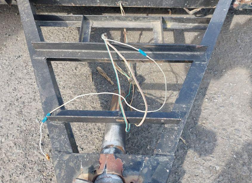 Photo 7 of 2000 Utility Trailer (VIN CA1104352)