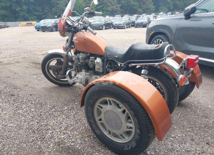 Photo 3 of 1975 Honda Cb550 (VIN CB550KE1066071)