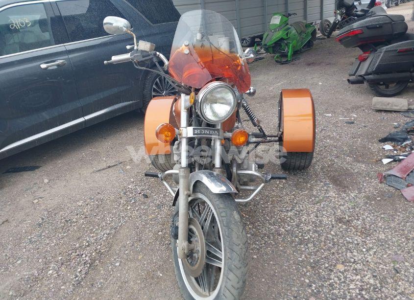 Photo 5 of 1975 Honda Cb550 (VIN CB550KE1066071)