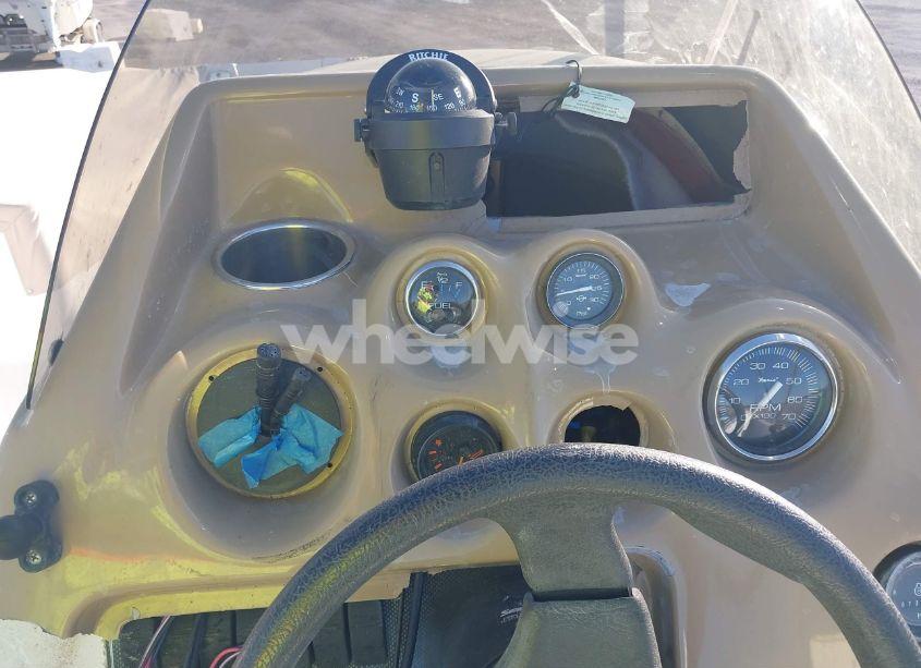 Photo 7 of 1997 Cobia Other N/A (VIN CBAJJ150J697)