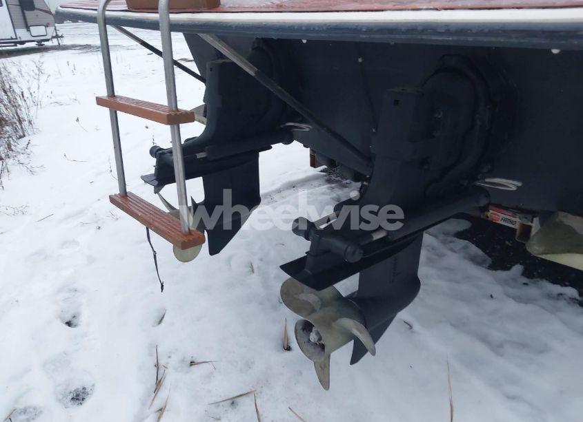 Photo 10 of 1988 Carver Other (VIN CDRH6176A888)