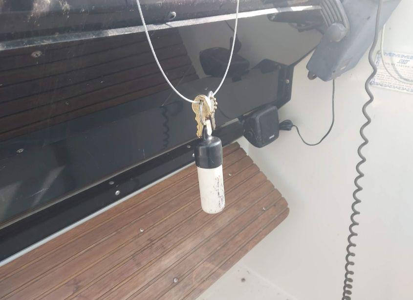 Photo 11 of 1988 Carver Other (VIN CDRN5085B888)