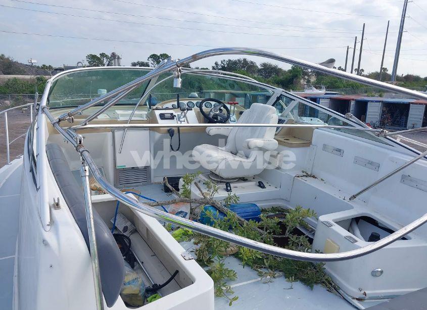 Photo 5 of 2001 Carver Boat N/A (VIN CDRR8039J001)