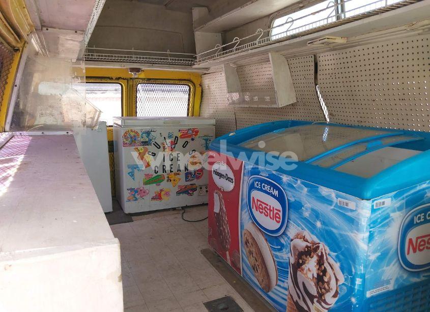 Photo 8 of 1973 Chevrolet Van (VIN CGY253U111230)