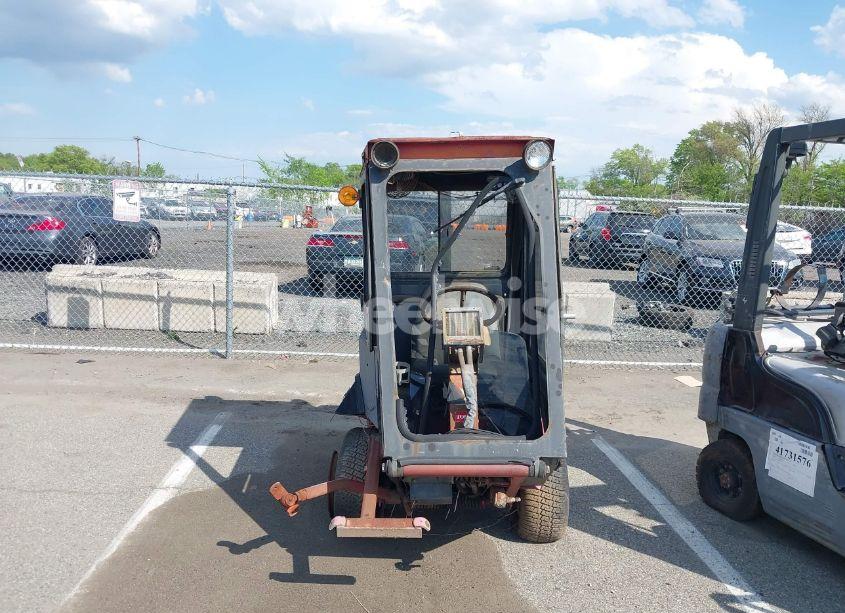 2000 Toro Forklift