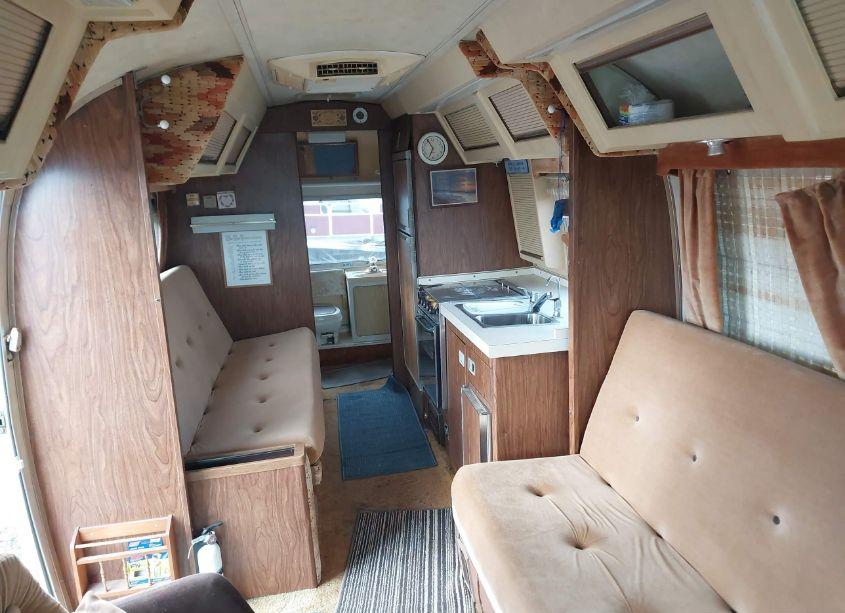 Photo 8 of 1979 Airstream Excella MOTORHOME SE (VIN CPS3793309832)