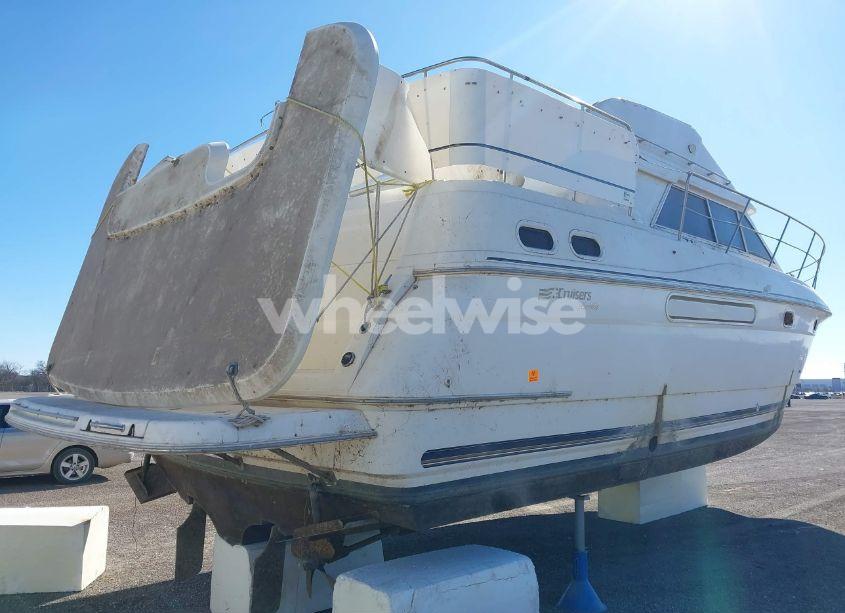 Photo 4 of 1997 Cruisers Yachts OTHER (VIN CRSUS180J697)