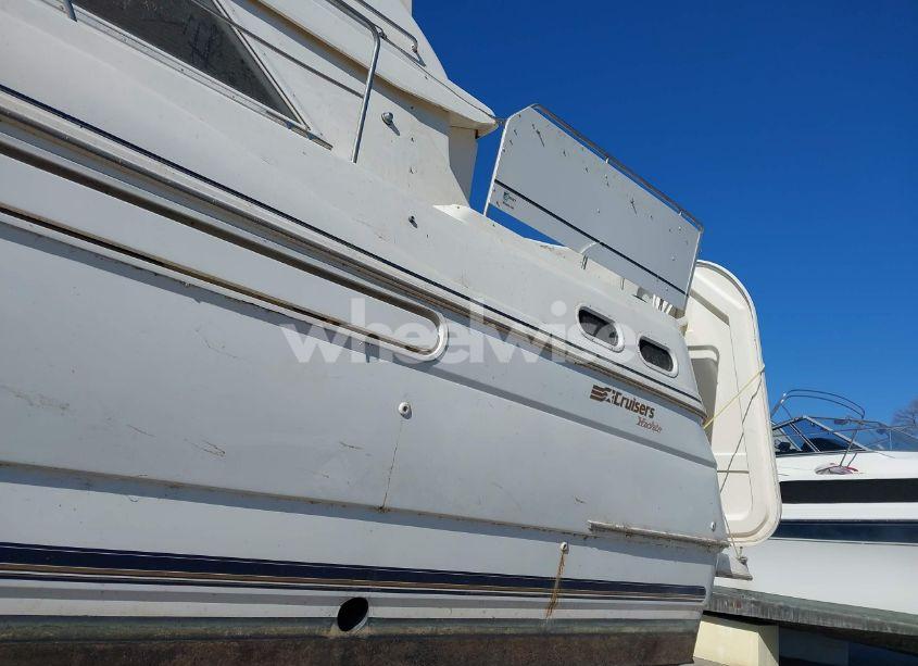 Photo 8 of 1997 Cruisers Yachts OTHER (VIN CRSUS180J697)