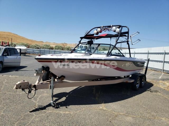 Photo 2 of 2002 CORRECT CRAFT BOAT W/TRL (VIN CTC27162J102)