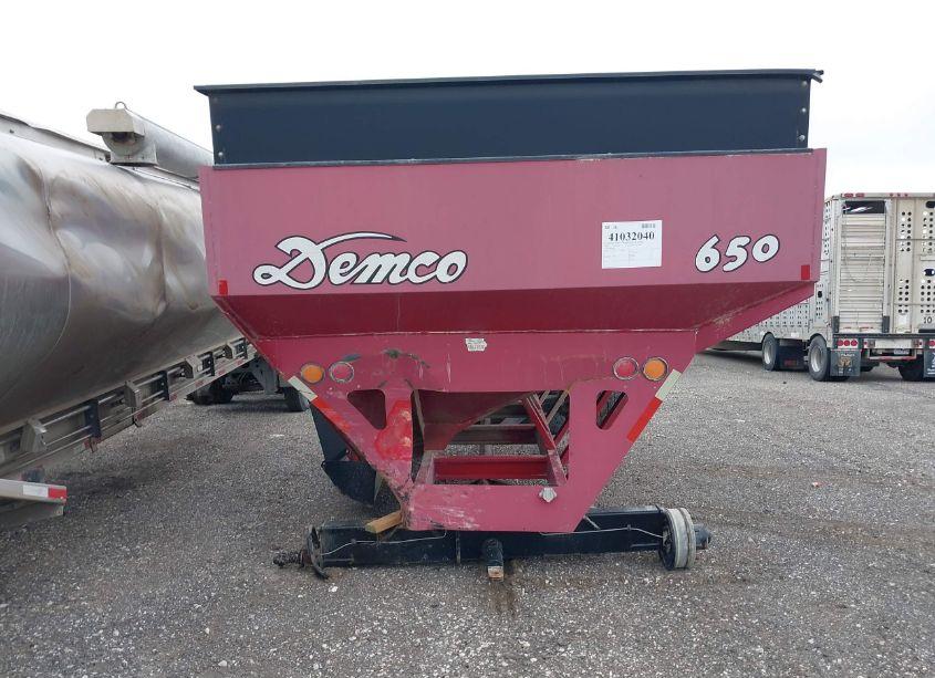 Photo 7 of 2007 Demco 650 GRAIN CART (VIN DEMCO650)