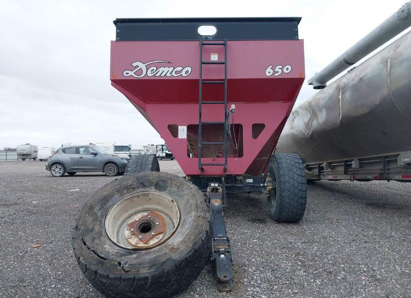 Photo 8 of 2007 Demco 650 GRAIN CART (VIN DEMCO650)