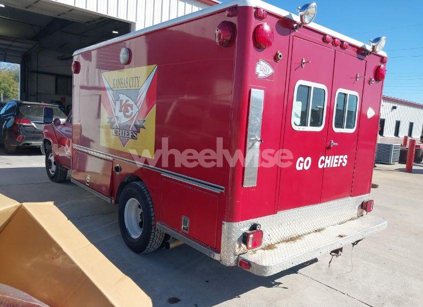 Photo 3 of 1982 Chevrolet 3500 (VIN DR142716MO)