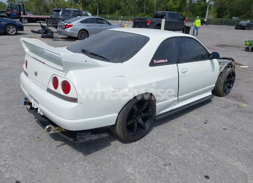 Photo 4 of 1996 Nissan Gt-r (VIN ECR33108804)