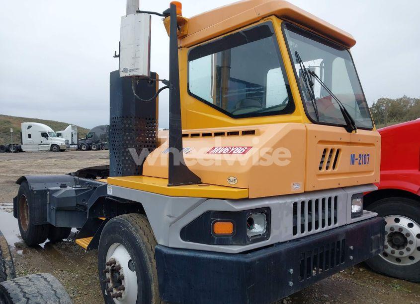 2018 Ottawa Yard SPOTTER (VIN EINJ817EE18348825) main photo