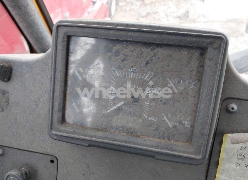 Photo 5 of 2018 Ottawa Yard SPOTTER (VIN EINJ817EE18348825)