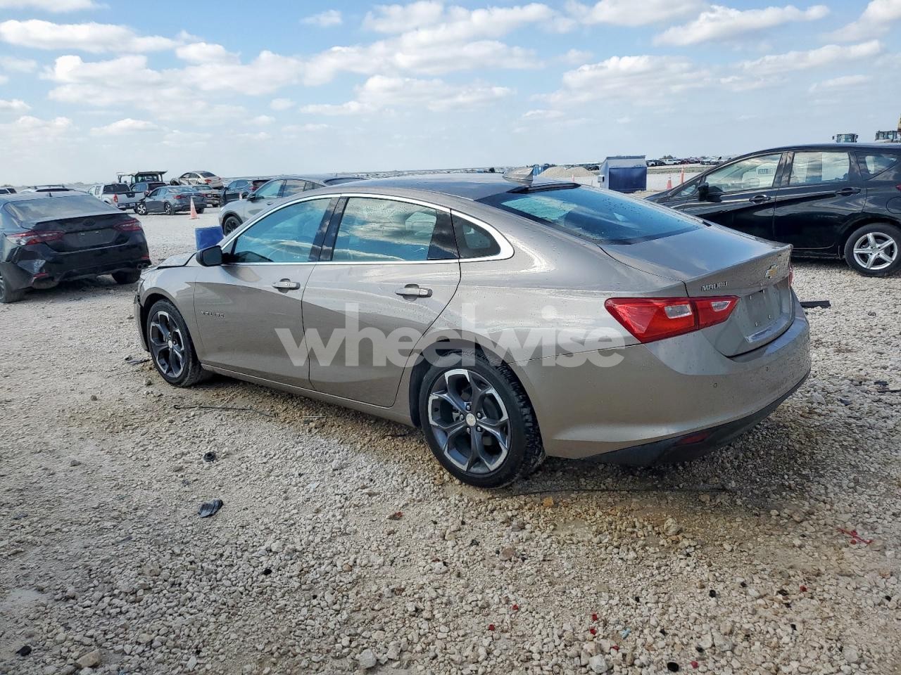 Photo 2 of 2023 CHEVROLET MALIBU LT N/A (VIN ENSMUSG0000002170)