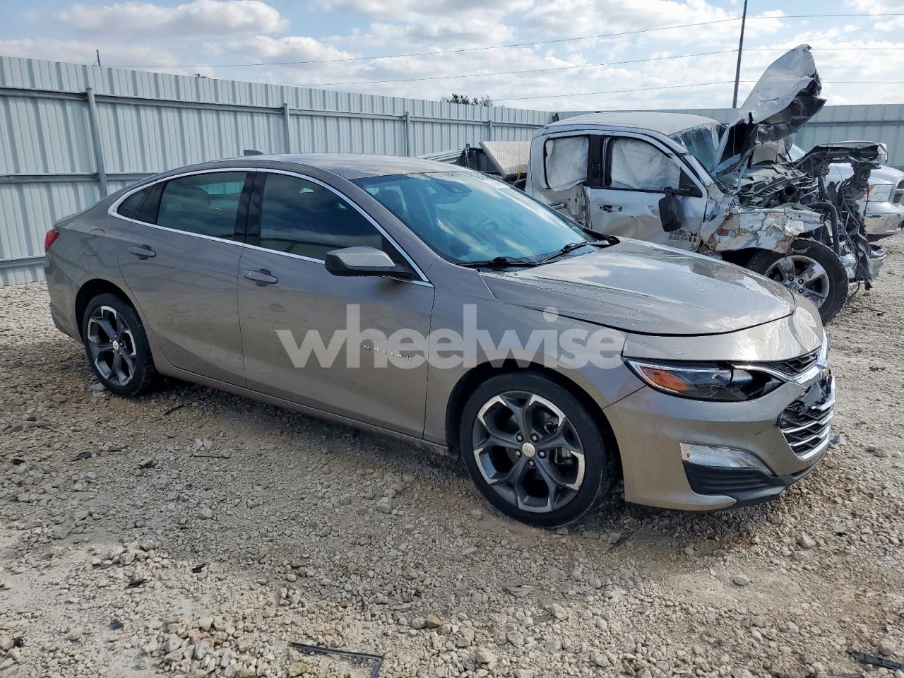 Photo 4 of 2023 CHEVROLET MALIBU LT N/A (VIN ENSMUSG0000002170)