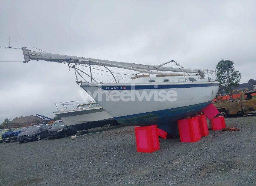 Photo 2 of 1976 Ericson Yachts OTHER (VIN ERY29470M76I)