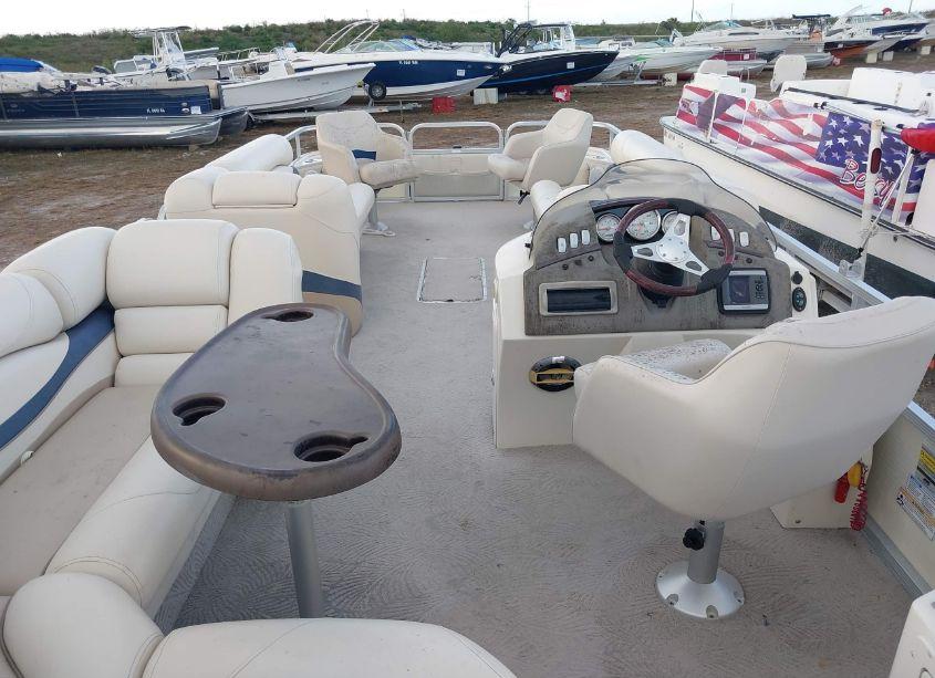 Photo 5 of 2007 Bennington Other (VIN ETW48021I607)