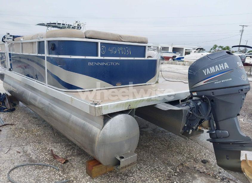 Photo 3 of 2012 Bennington Other (VIN ETW79504B212)