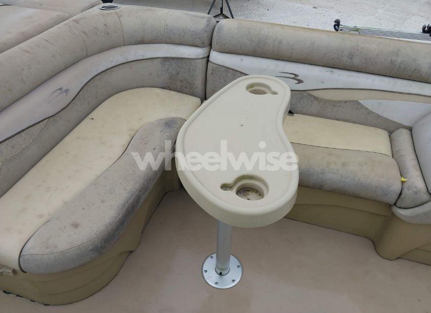 Photo 5 of 2012 Bennington Other (VIN ETW79504B212)