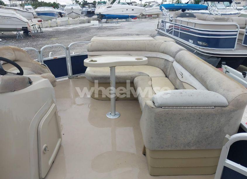 Photo 8 of 2012 Bennington Other (VIN ETW79504B212)