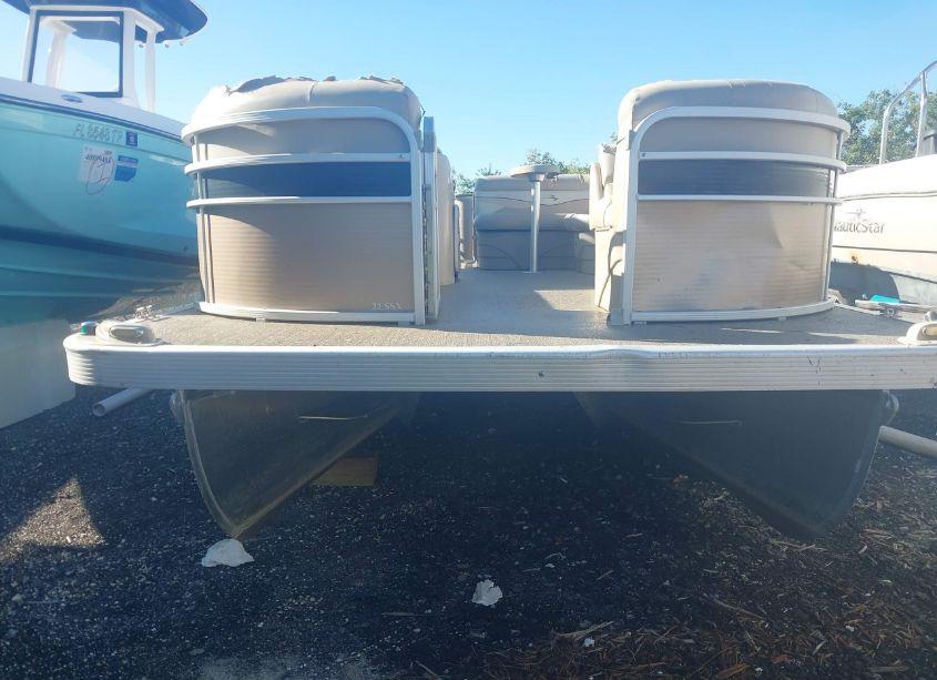 Photo 6 of 2015 Bennington Other (VIN ETWA9136L415)