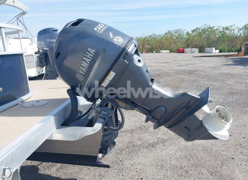 Photo 10 of 2014 Bennington Other (VIN ETWC5121L314)