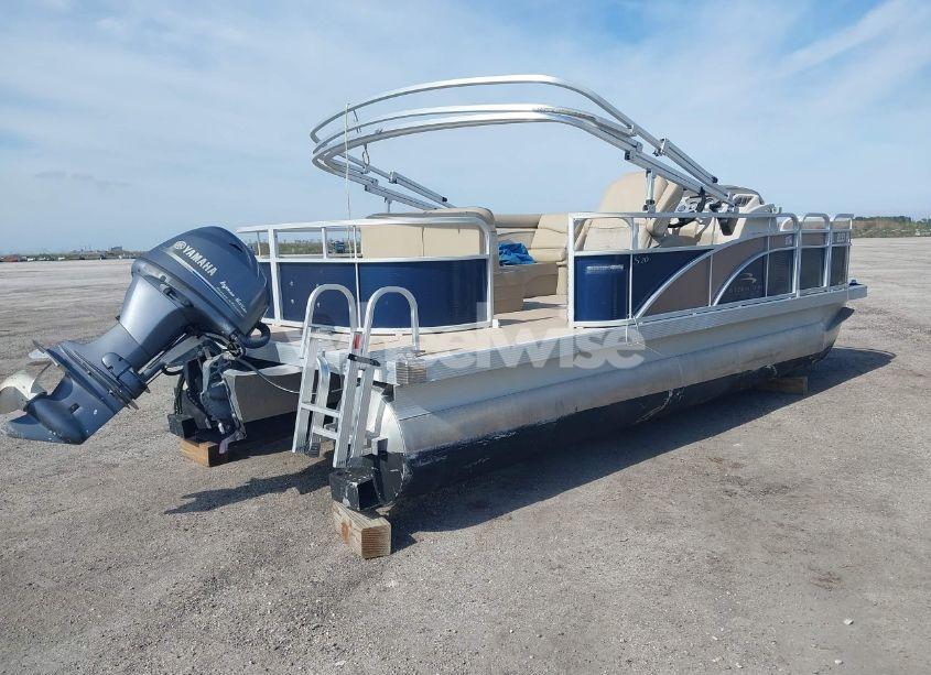 Photo 4 of 2014 Bennington Other (VIN ETWC5121L314)