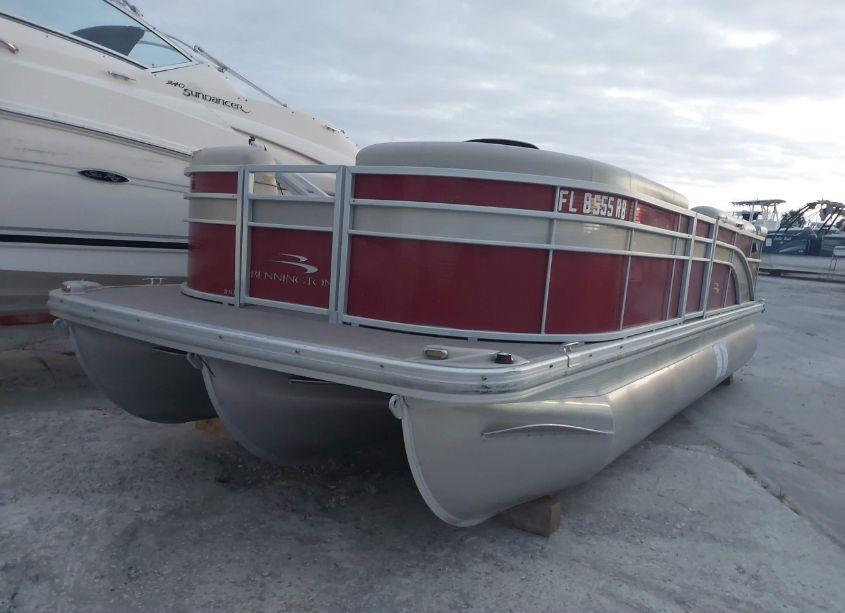 Photo 2 of 2016 Bennington Other (VIN ETWD1287B616)