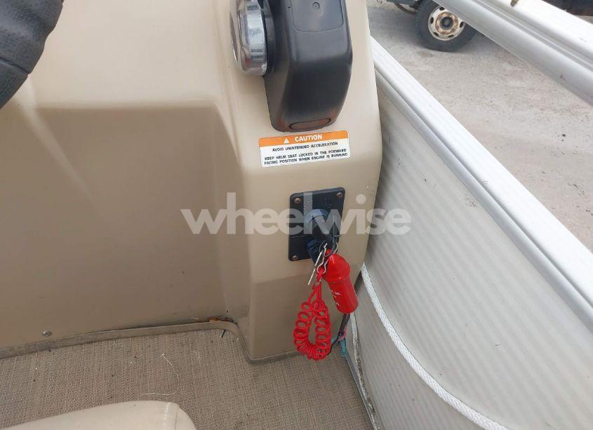 Photo 11 of 2018 Bennington Other (VIN ETWE8620F718)