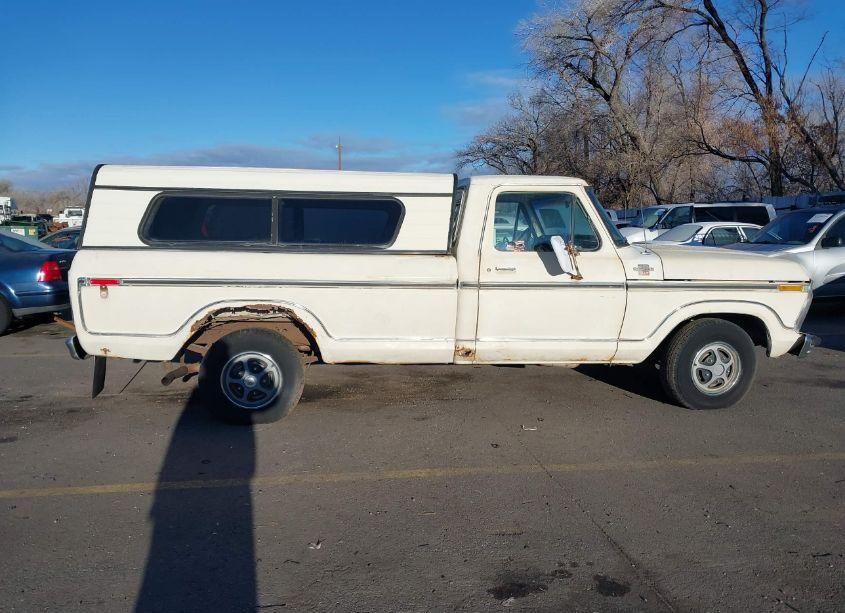Photo 13 of 1977 Ford F150 (VIN F15JR020949)