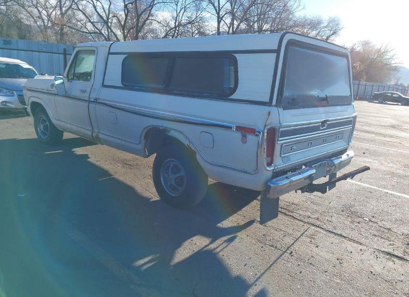 Photo 3 of 1977 Ford F150 (VIN F15JR020949)