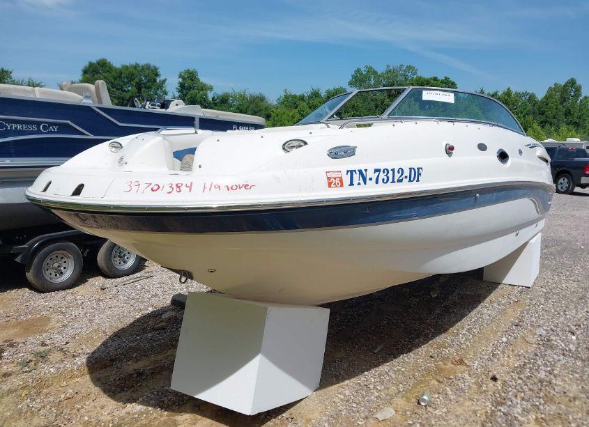 Photo 2 of 2022 Chaparral Other N/A (VIN FGB70340C202)