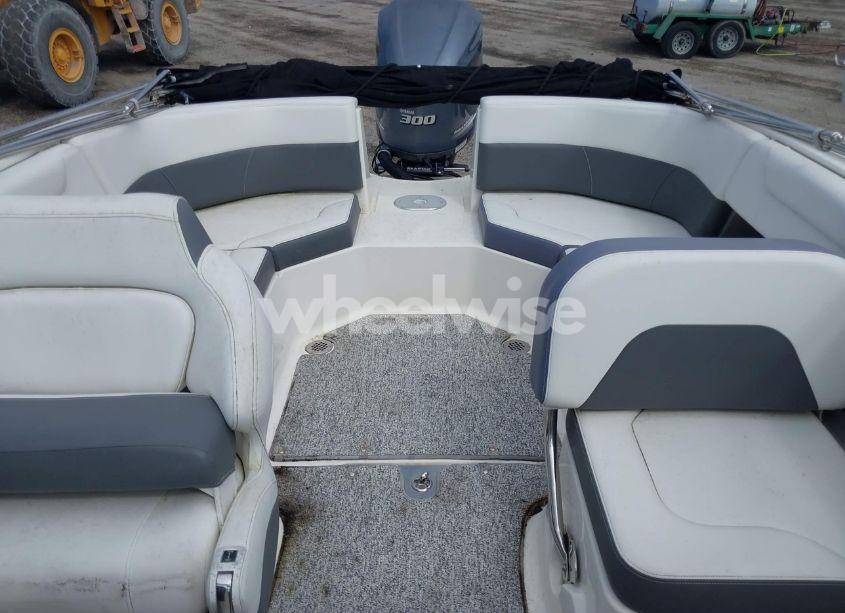 Photo 8 of 2015 Chaparral Other N/A (VIN FGB90114K415)