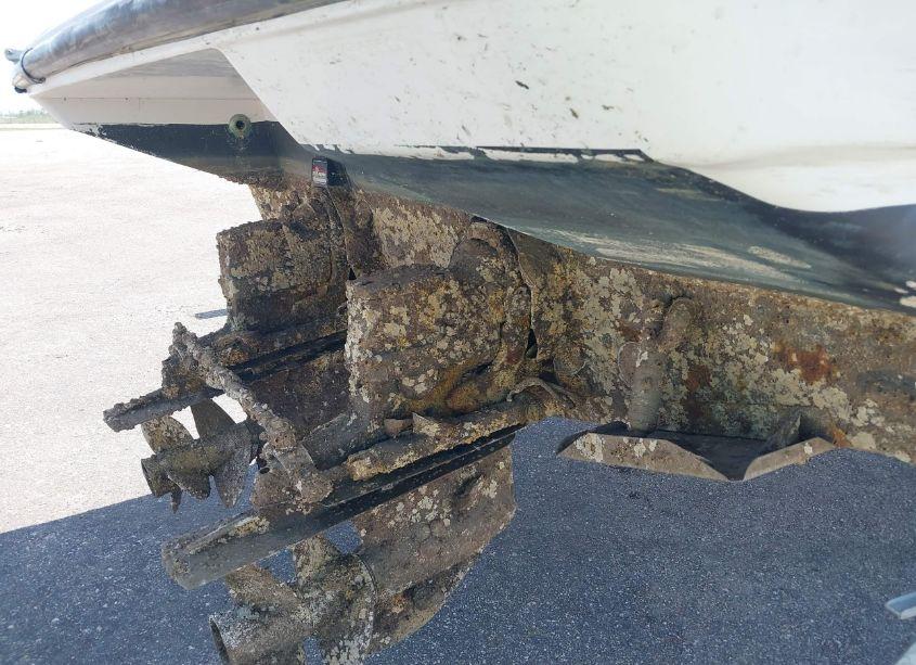 Photo 10 of 1996 Chaparral Other (VIN FGBA0434E696)