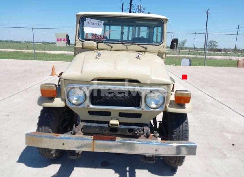 Photo 6 of 1983 Toyota Pickup (VIN FJ45344589)