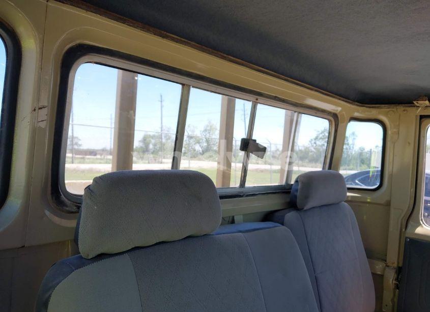 Photo 8 of 1983 Toyota Pickup (VIN FJ45344589)