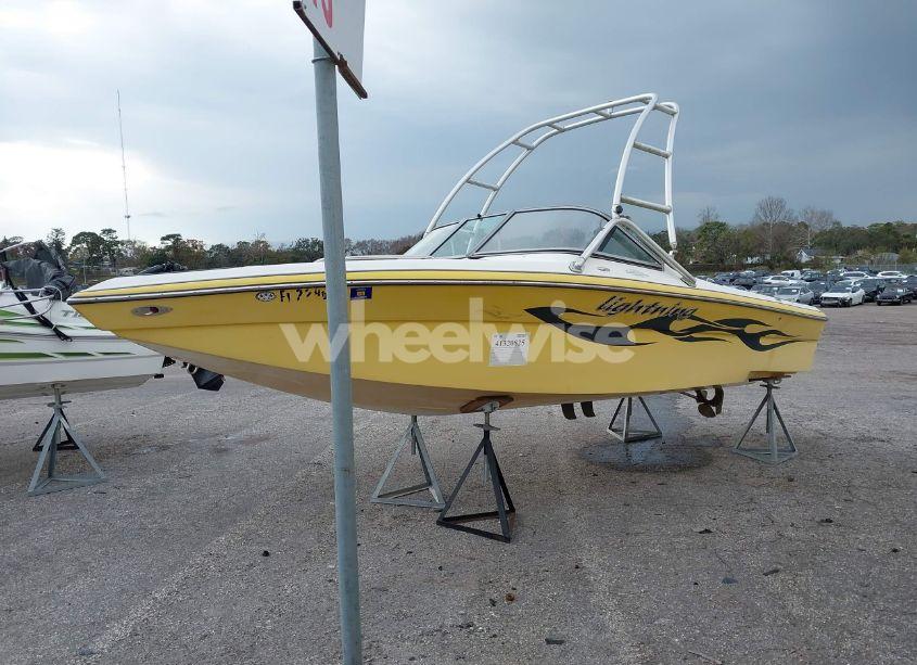 Photo 2 of 2004 Fineline Industries BOAT (VIN FNEB0925K304)