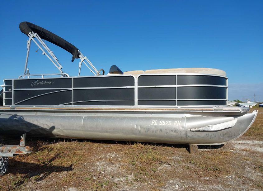 Photo 18 of 2012 Berkshrie Other (VIN FRU21001G112)