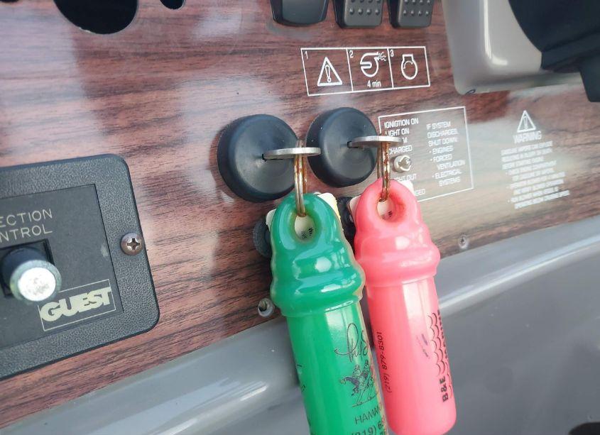 Photo 11 of 2001 Four Winns OTHER (VIN FWNCV008F001)