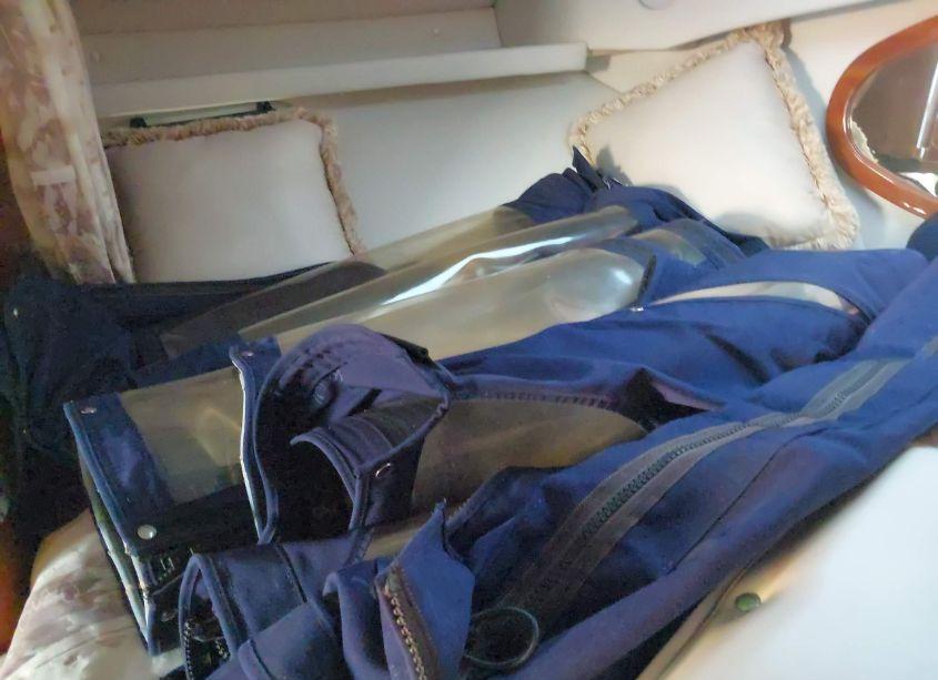 Photo 12 of 2001 Four Winns OTHER (VIN FWNCV008F001)