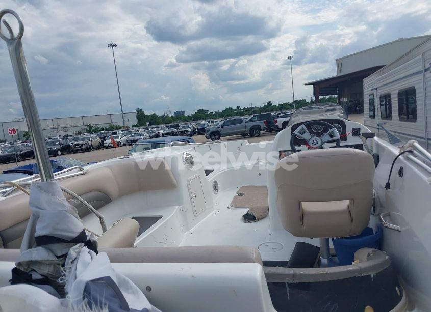 Photo 5 of 2013 Hurricane Other (VIN GDY11154J213)